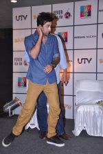 Ranbir Kapoor at Barfi promotions in R City Mall, Kurla on 8th Sept 2012 (55).JPG